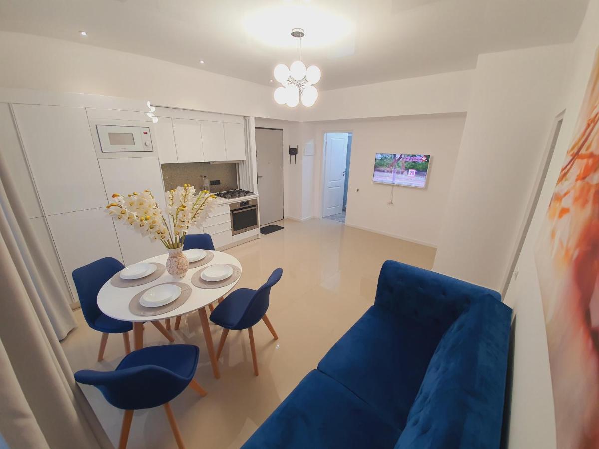 Ely Residence2 Mamaia Buitenkant foto