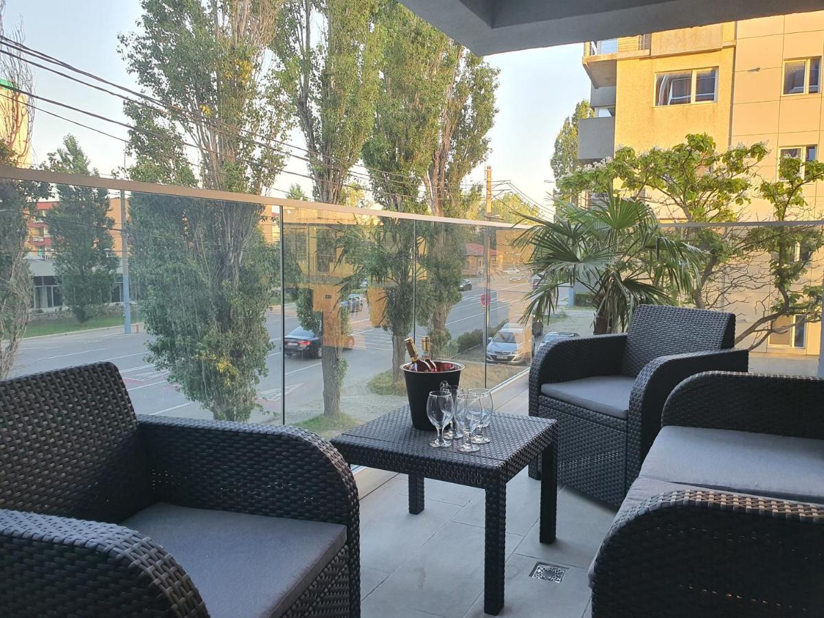 Ely Residence2 Mamaia Buitenkant foto