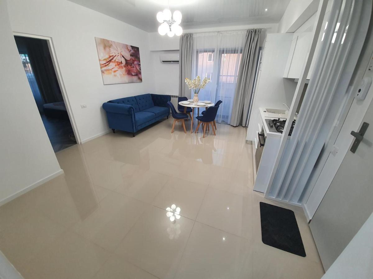 Ely Residence2 Mamaia Buitenkant foto