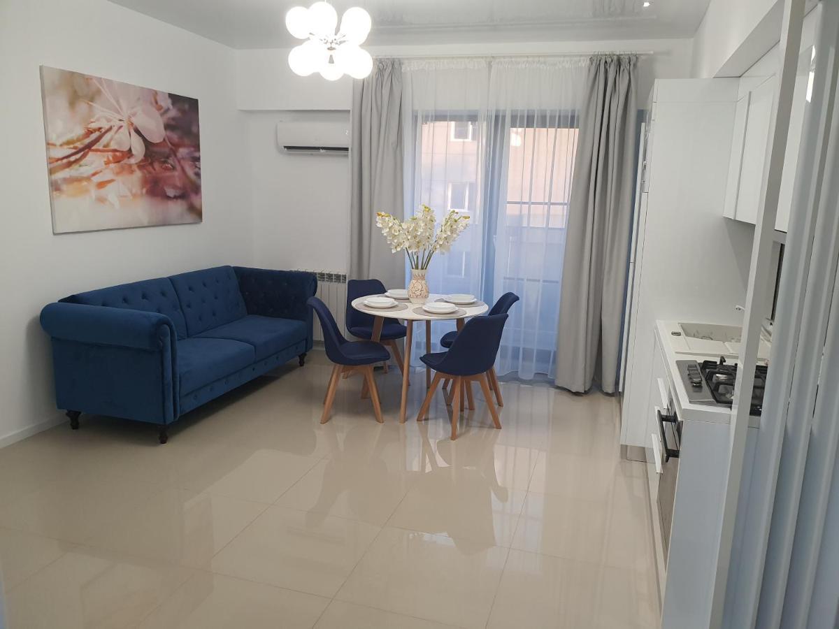 Ely Residence2 Mamaia Buitenkant foto